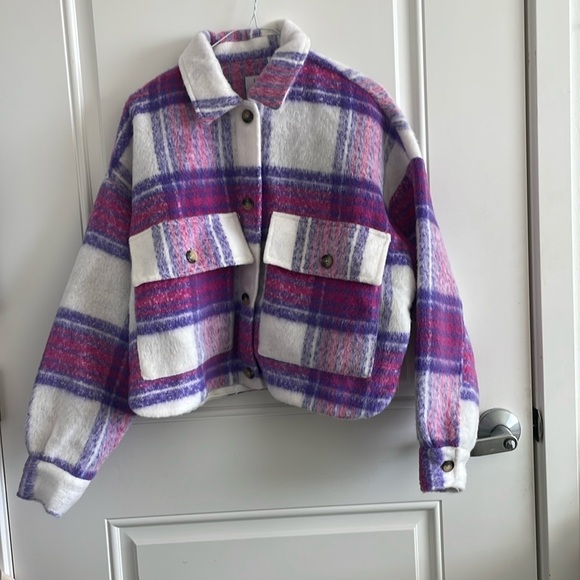 SO Jackets & Blazers - SO Kohl’s Women’s White, Pink, Purple Cropped Flannel Jacket w/ Buttons - Size M